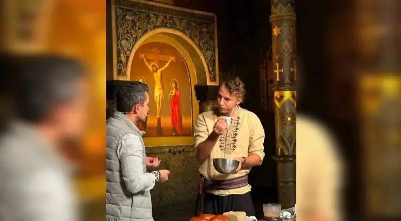 Украинский шеф-повар Клопотенко снял кулинарное шоу в трапезной Киевской лавры