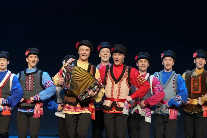 Ансамбль «Берёзка» дебютирует на Китайском международном молодёжном фестивале